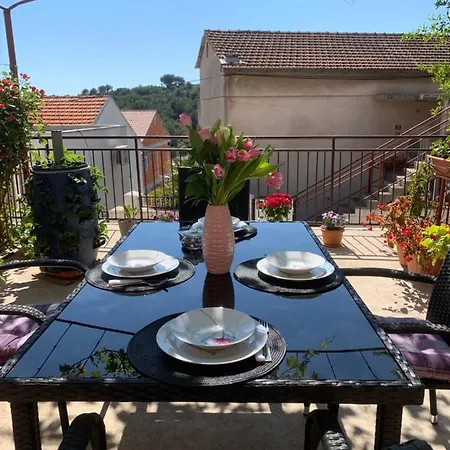 Sladja Apartment