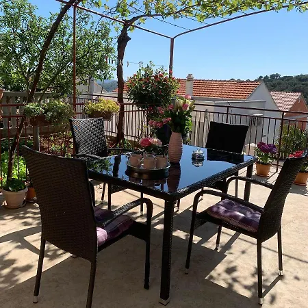 Apartment Sladja Sibenik